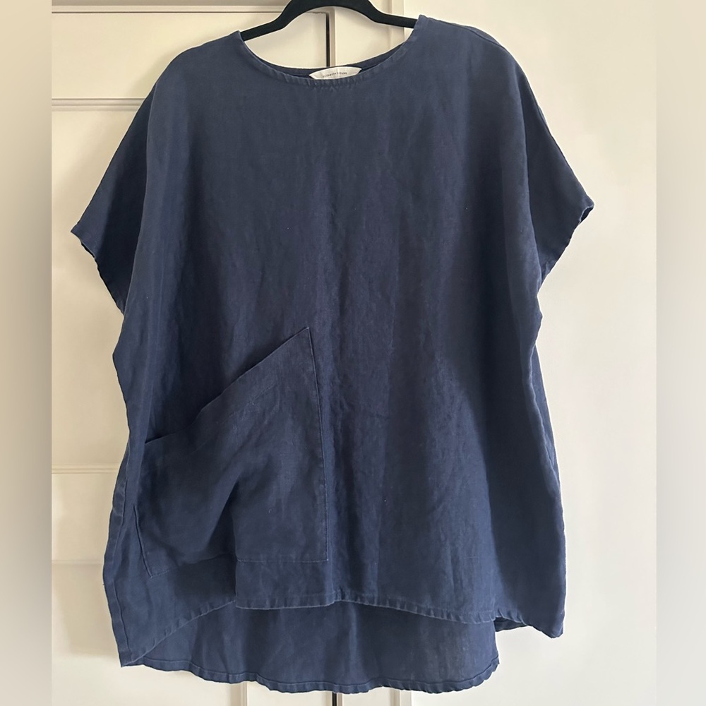 Elizabeth Suzann navy Harper tunic OS